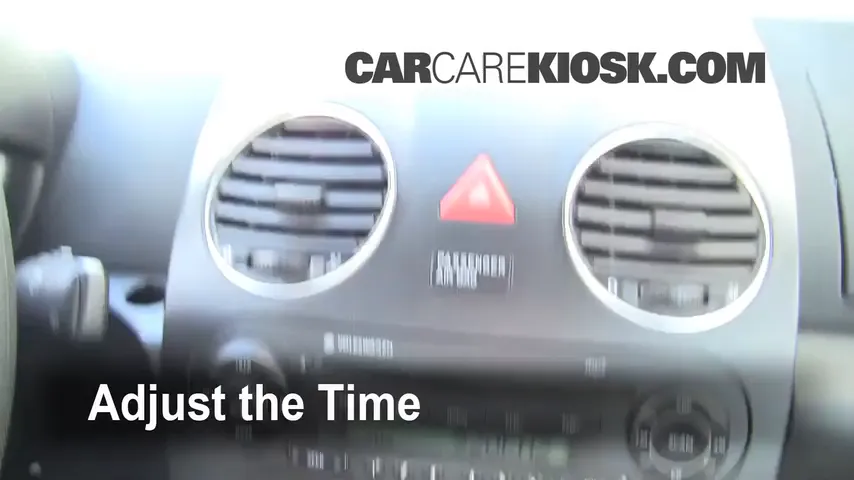 2008 Volkswagen Beetle S 2.5L 5 Cyl. Hatchback Clock